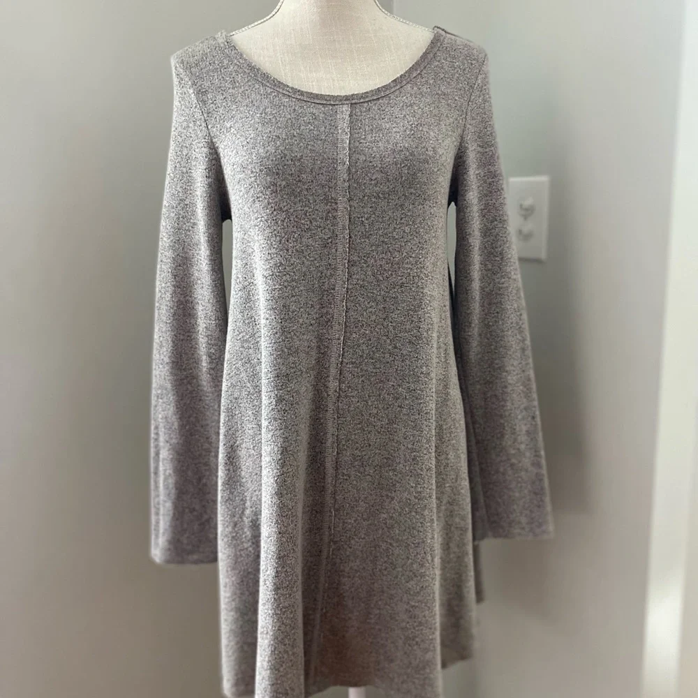 Billabong L/S Knit Fit and Flair Mini Dress - Picture 1 of 6